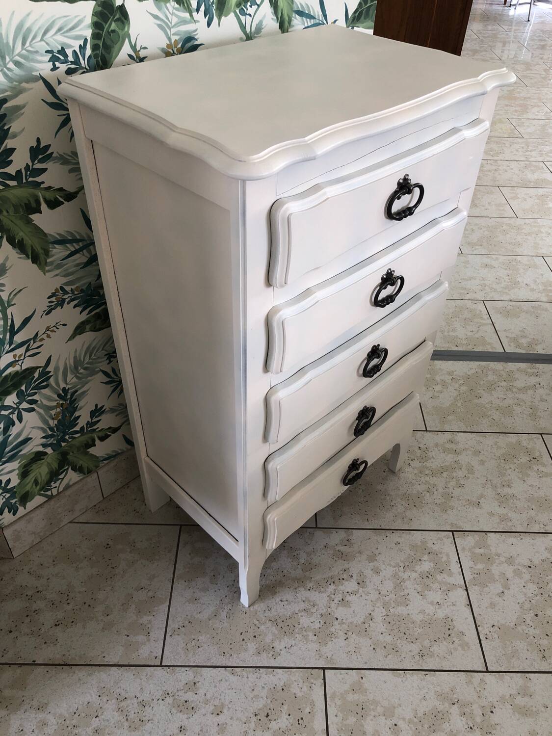 Commode / Chiffonnier ancien relooké