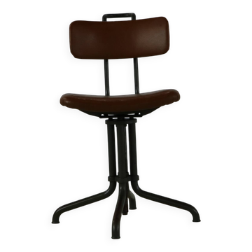 Chaise de travail industrielle design néerlandais par W.H. Gispen