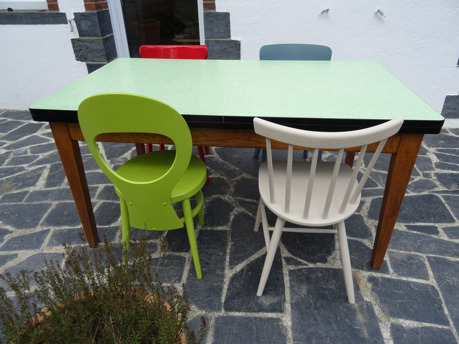 Solid oak and formica extension table