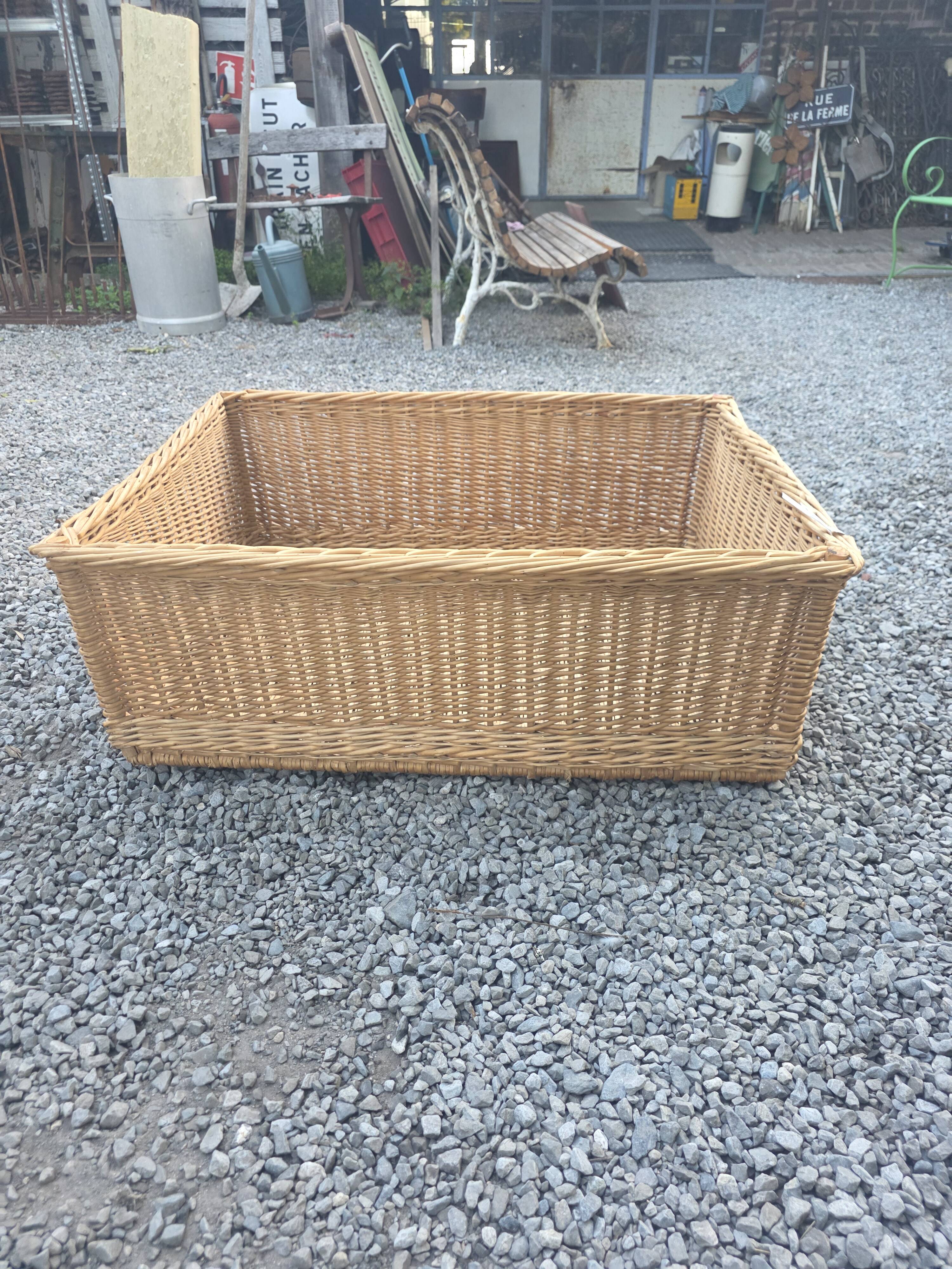 Panier en osier grand modèle