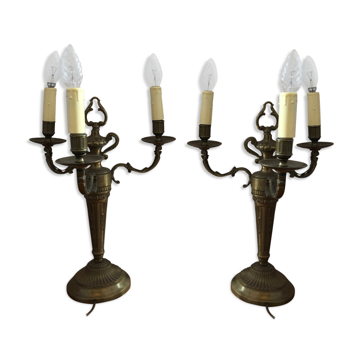 Pair of girandoles with 3 arms of light