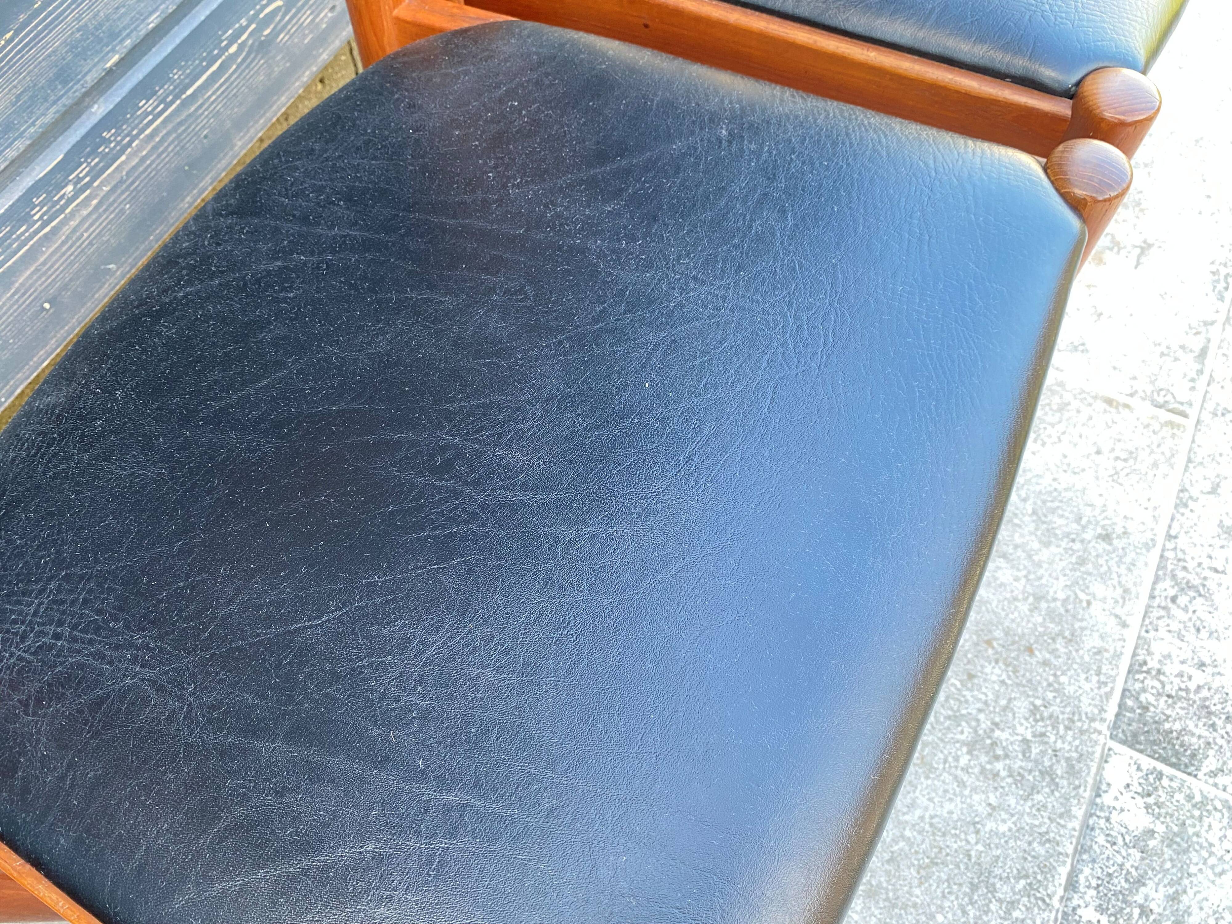 Set of 4 Scandinavian chairs by Johannes Andersen, Vamo Sonderborg, teak and imitation leather, 1960