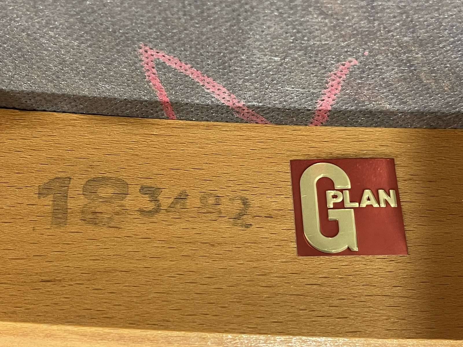 Set of 6 G-Plan teak chairs from the 1970s.