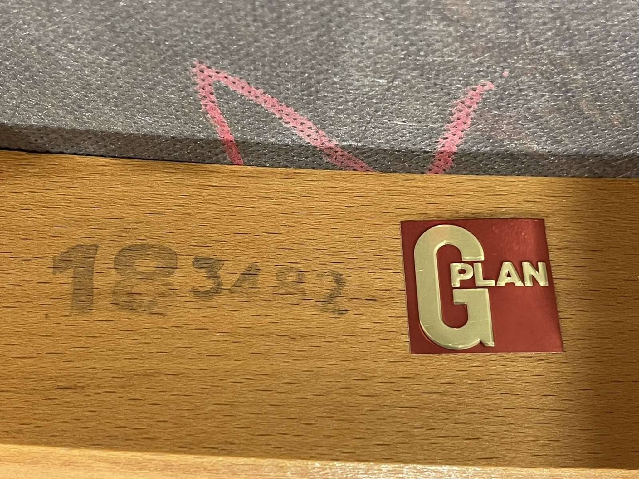 Set of 6 G-Plan teak chairs from the 1970s.