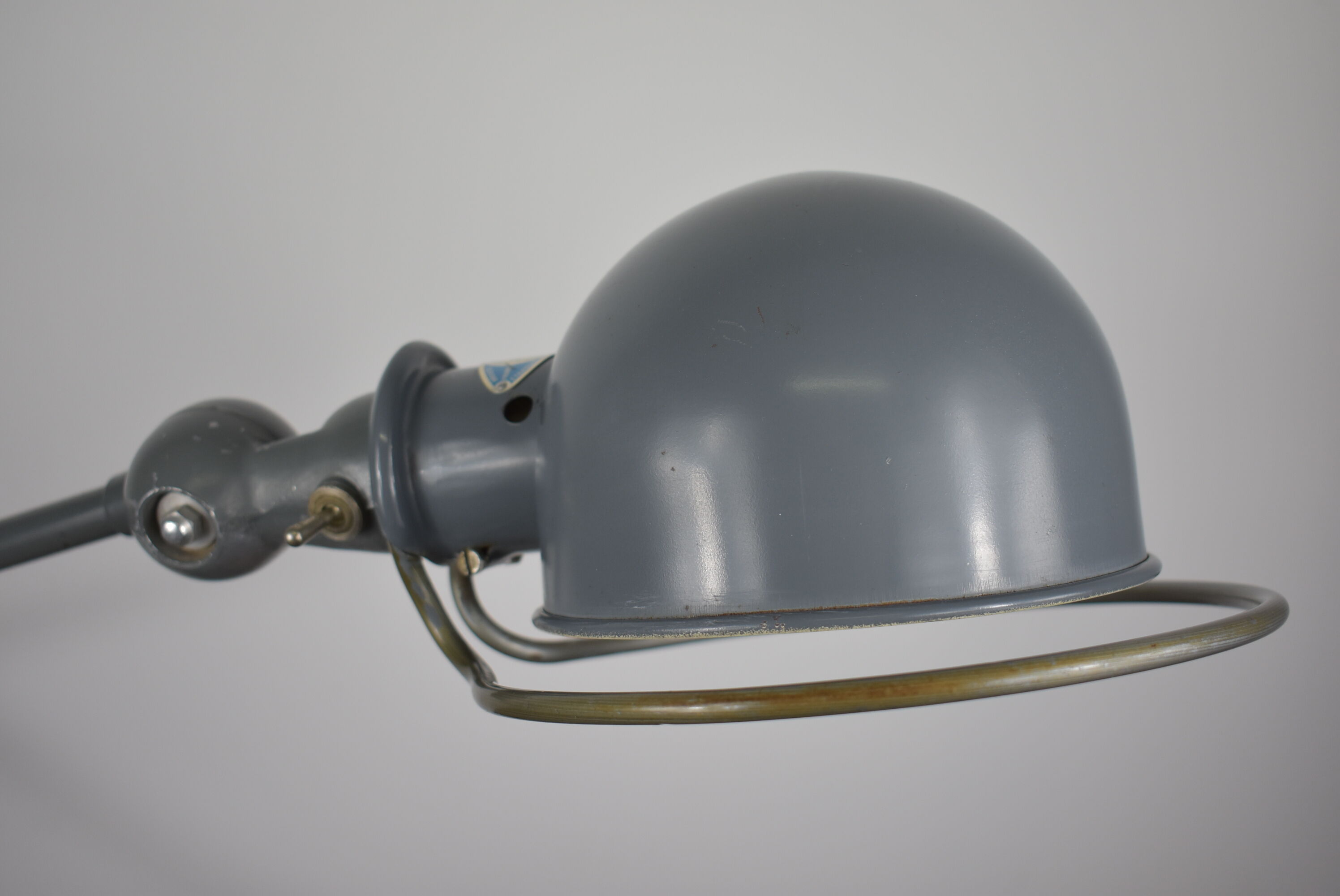 Jielde lamp on industrial metal base