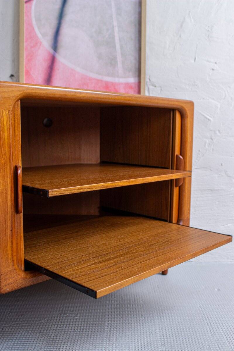 Commode d'Angle Mid-Century en Teck de Dyrlund, Danemark, 1960s