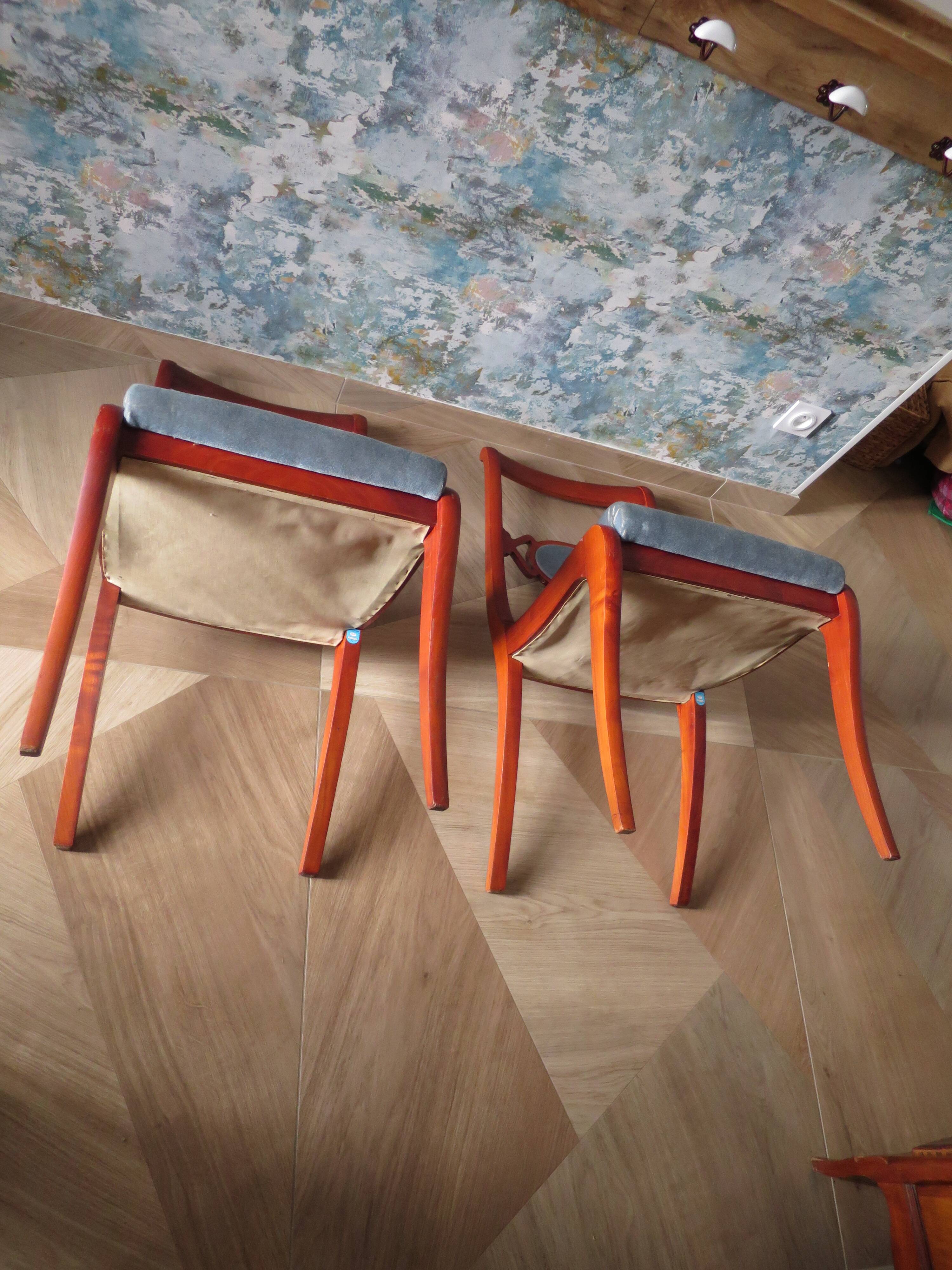 Rare - Set of 4 Louis Philippe/restoration style chairs with medallion - Colour blue / cherry wood