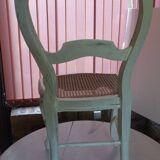 Round table & 3 chairs