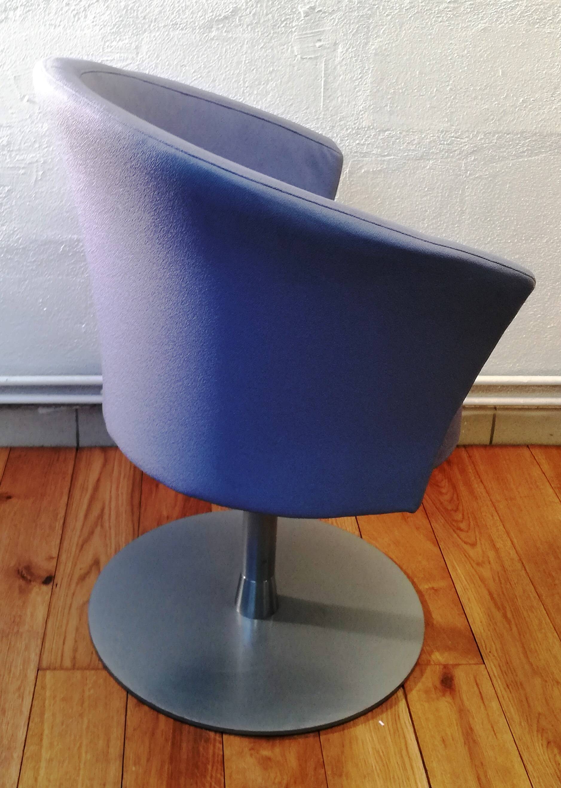 Fabric tulip armchair
