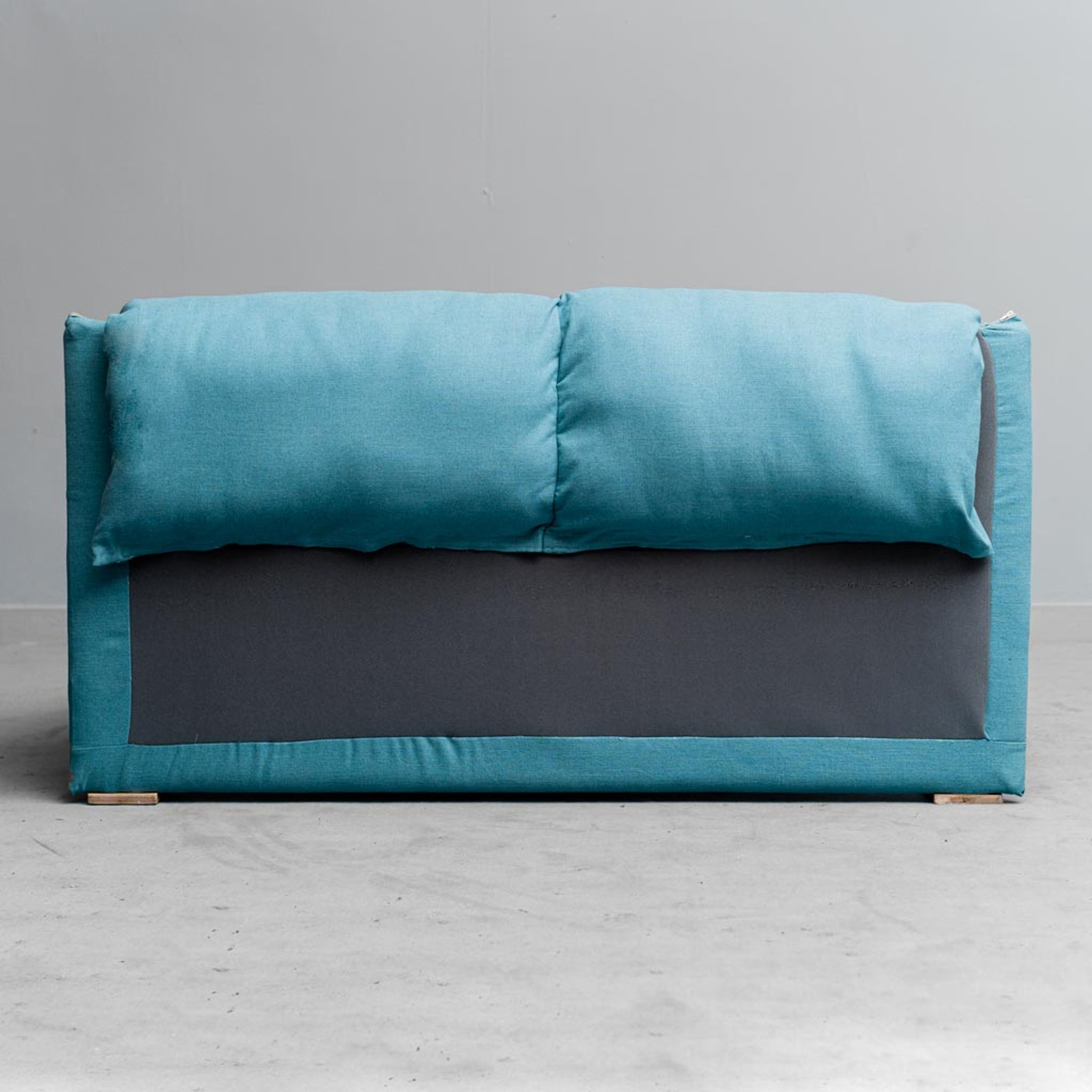 Canapé 2 places en tissu bleu 1970