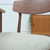 6 Scandinavian chairs