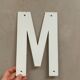 Lettre d’enseigne ancienne M / 27cm