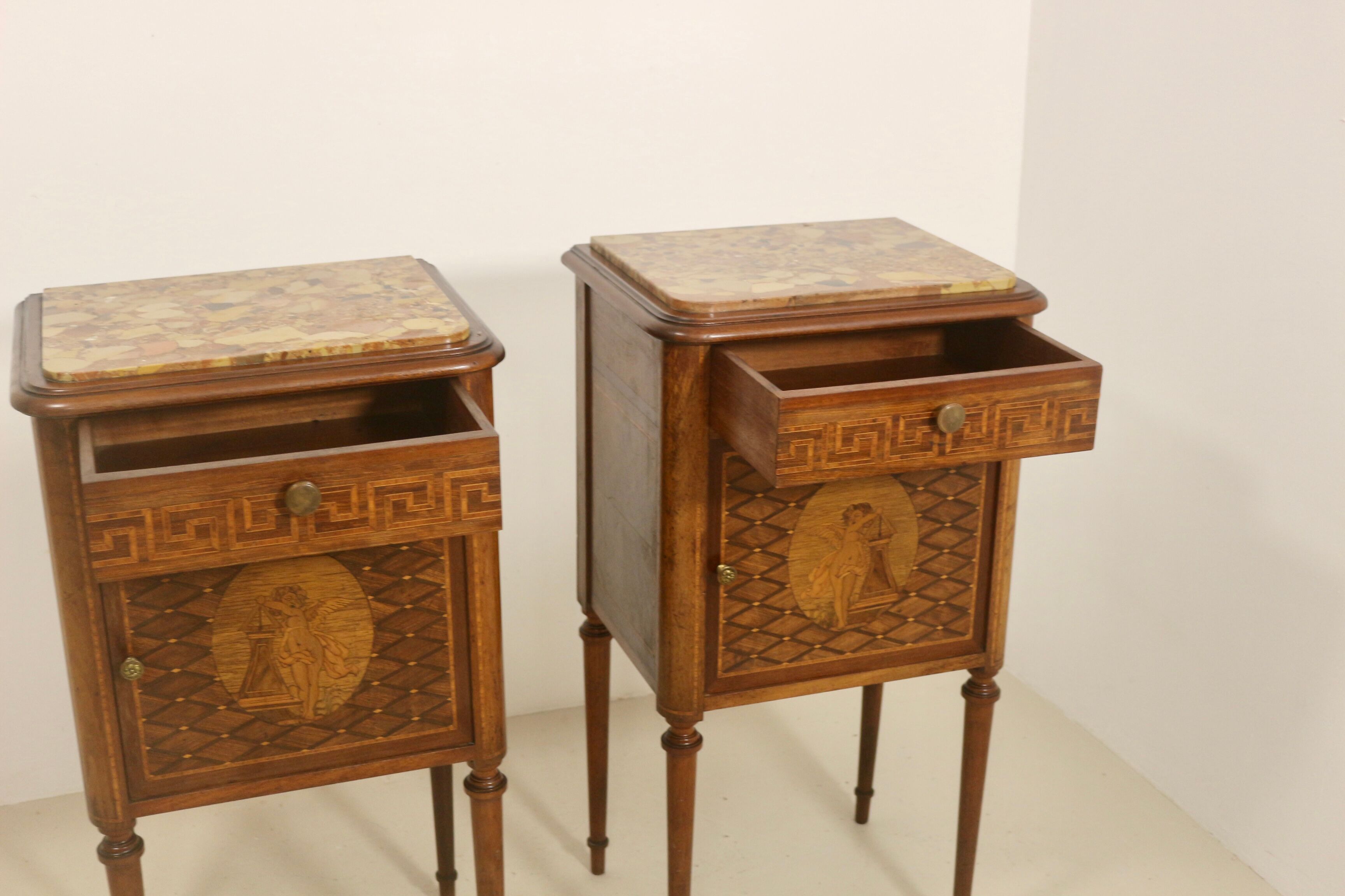 Pair of marquetry bedside tables decorated in marble façade Brèche d'Aleppo. Ref Toulouse.