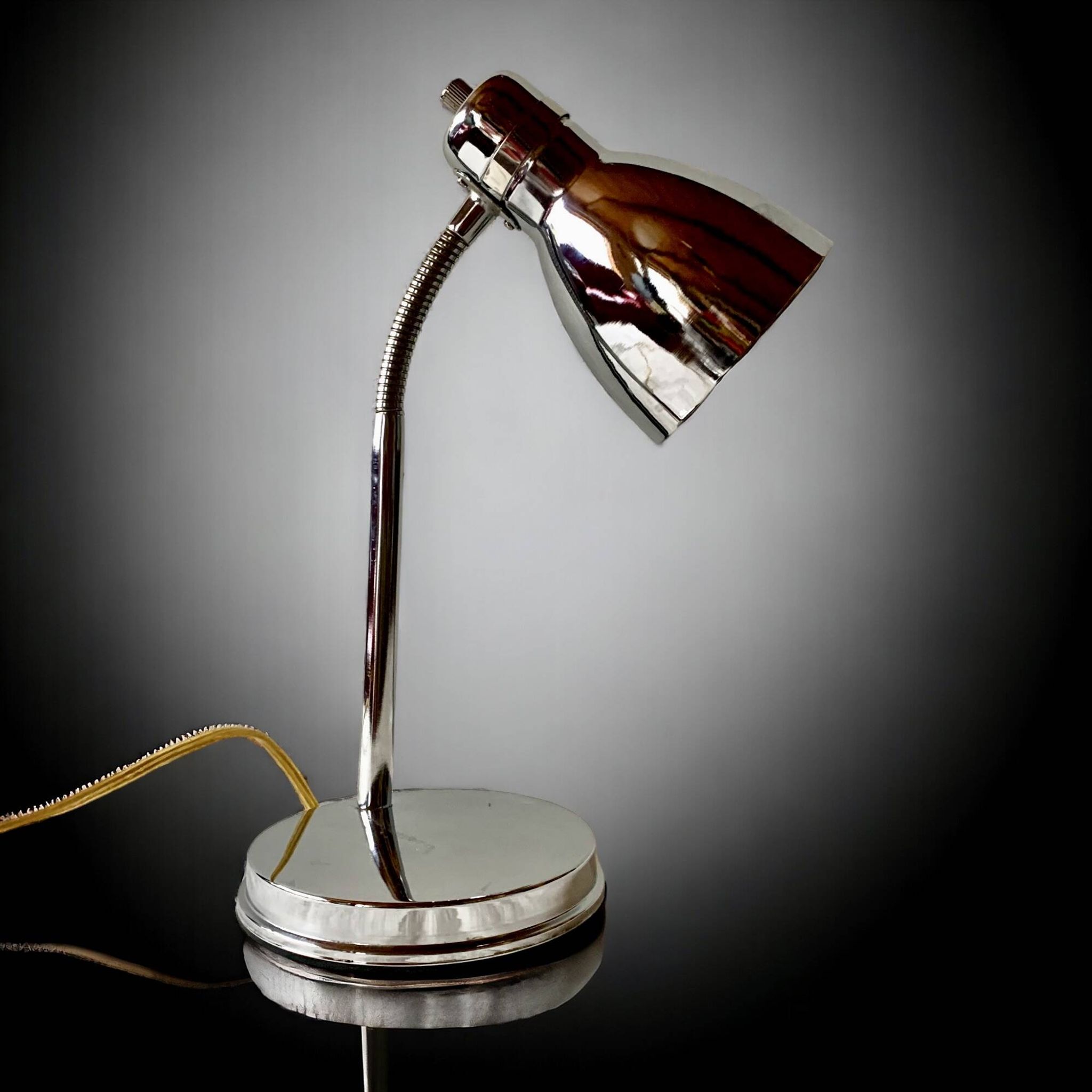 Lampe d'appoint Massive vintage en métal chromé