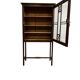 Vitrine vintage en bois sur pieds / étagère