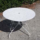 Old white wrought iron garden set