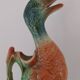 Pichet à eau en barbotine années 60. Décor canard coloré. Non signé