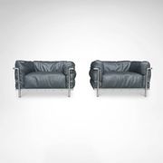 LC3 down cushions Y extra leather armchairs by Le Corbusier Cassina 1990s