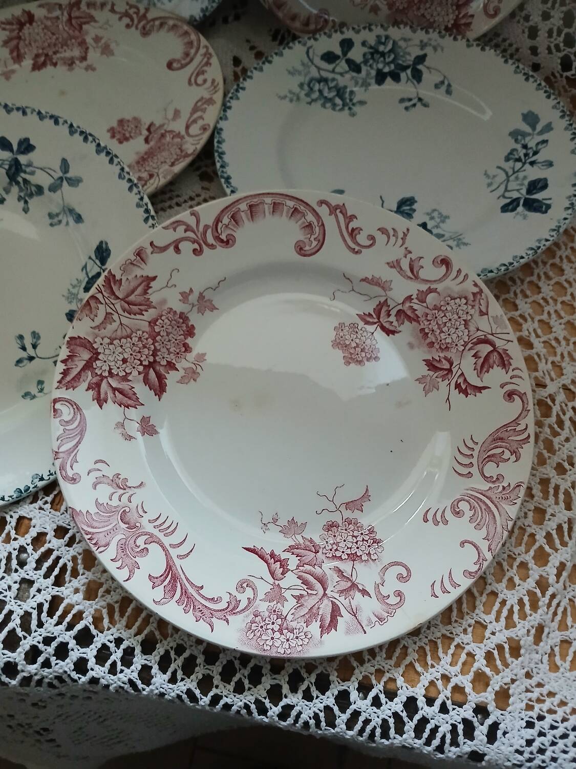 6 antique ironstone dinner plates