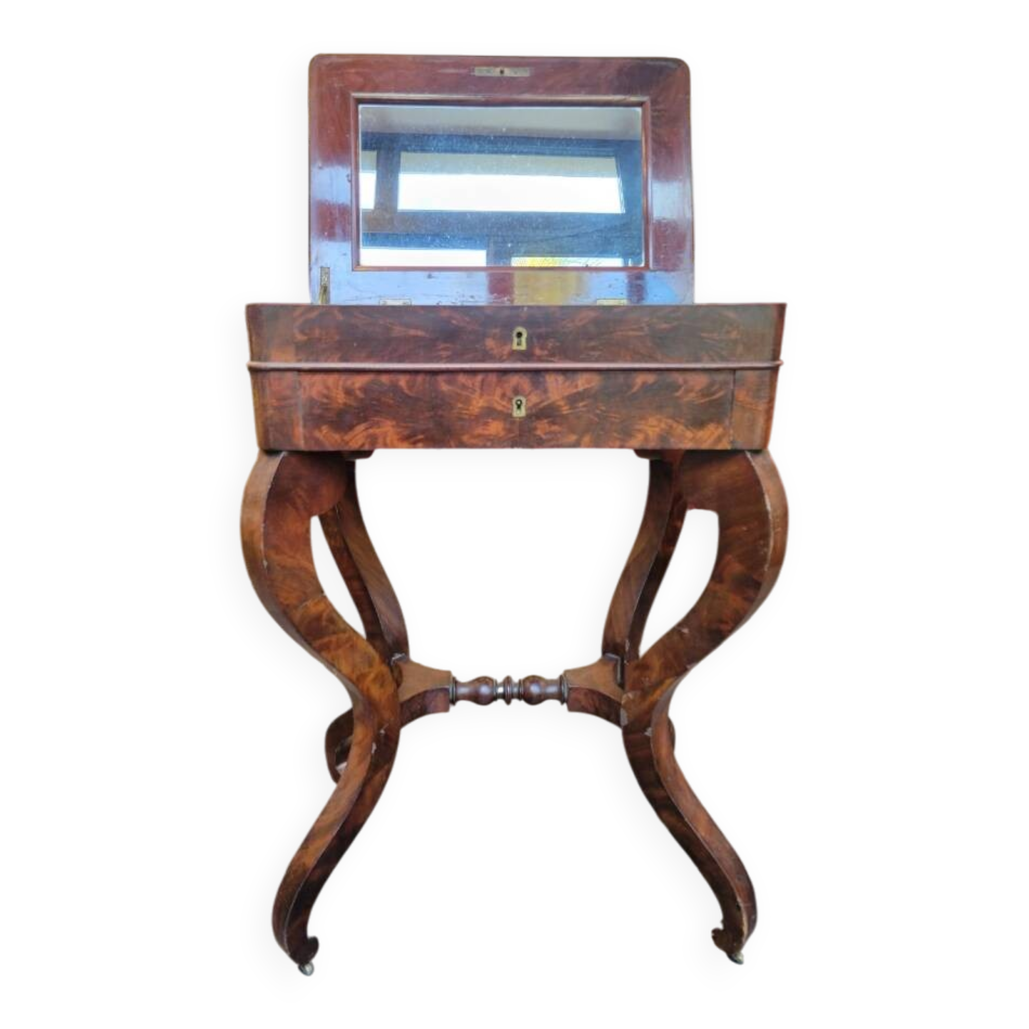 Coiffeuse en ronce d'acajou, époque Restauration, vers 1820