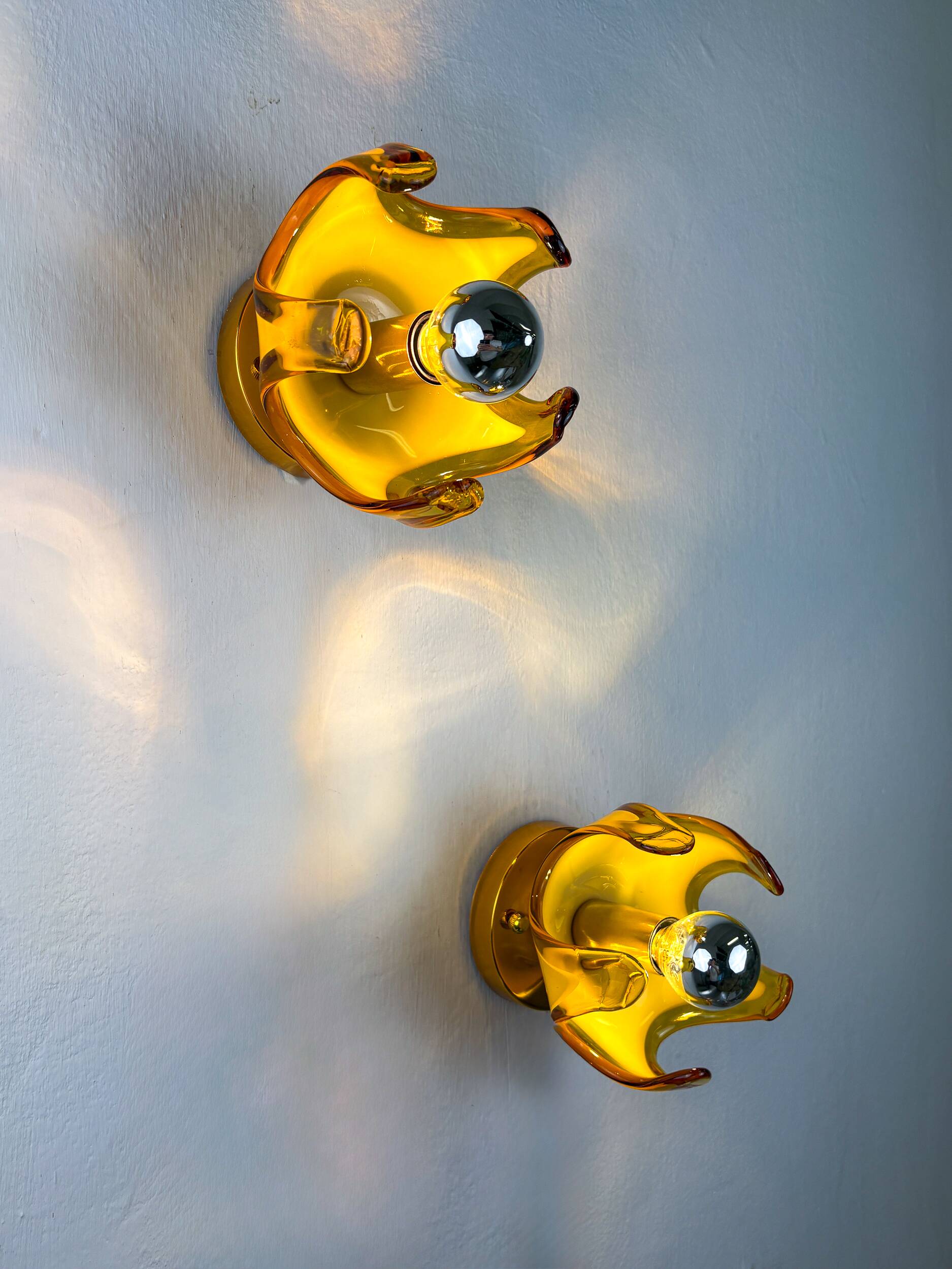 Paire d'appliques Carlo Nason pour Mazzega Murano, verre soufflé de Murano orange I