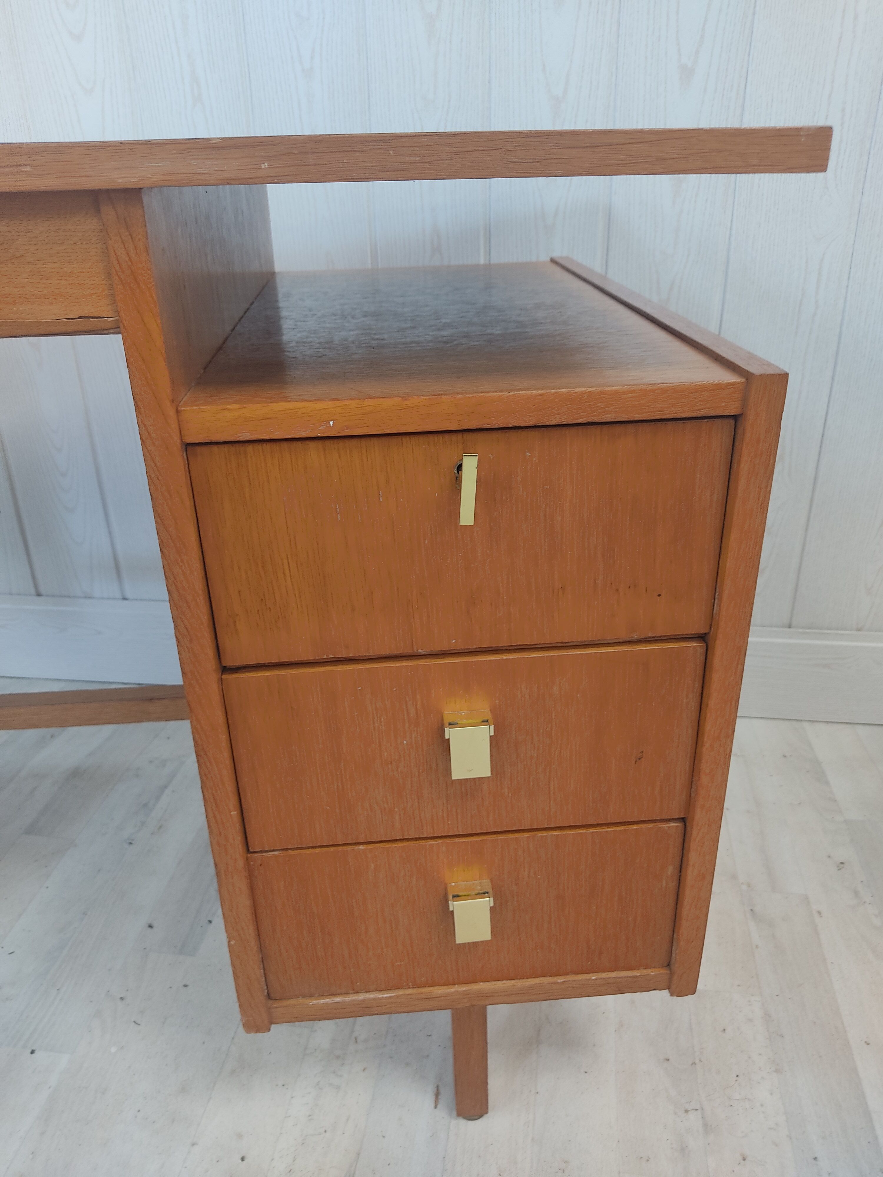 Bureau vintage