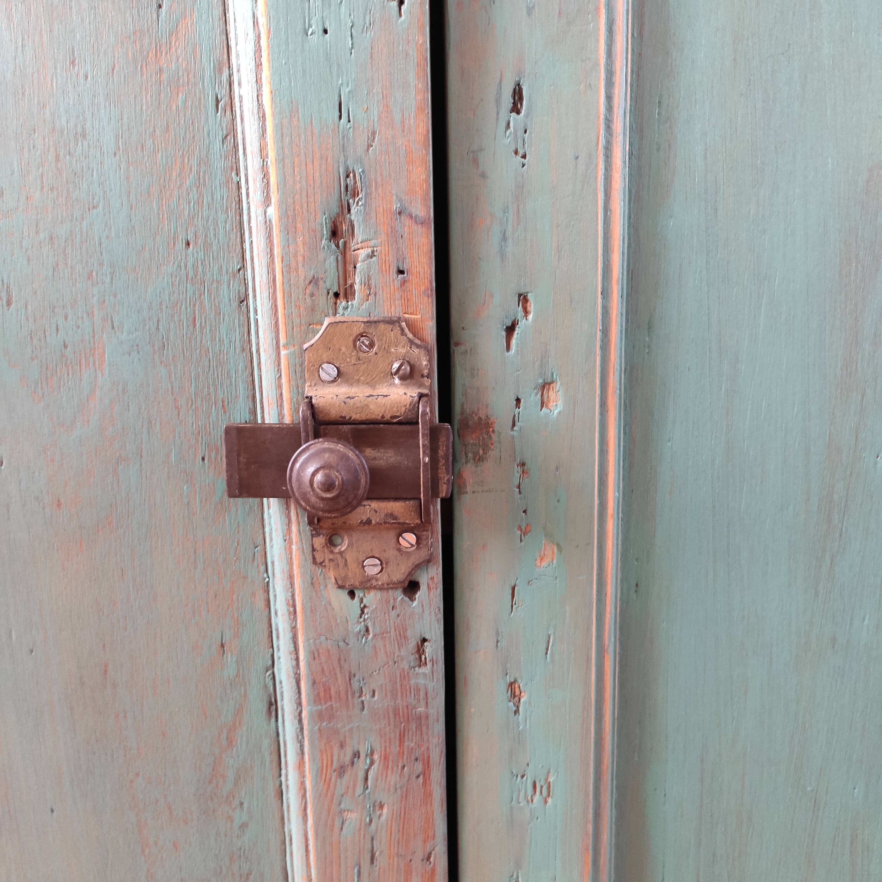 Parisian kitchen sideboard