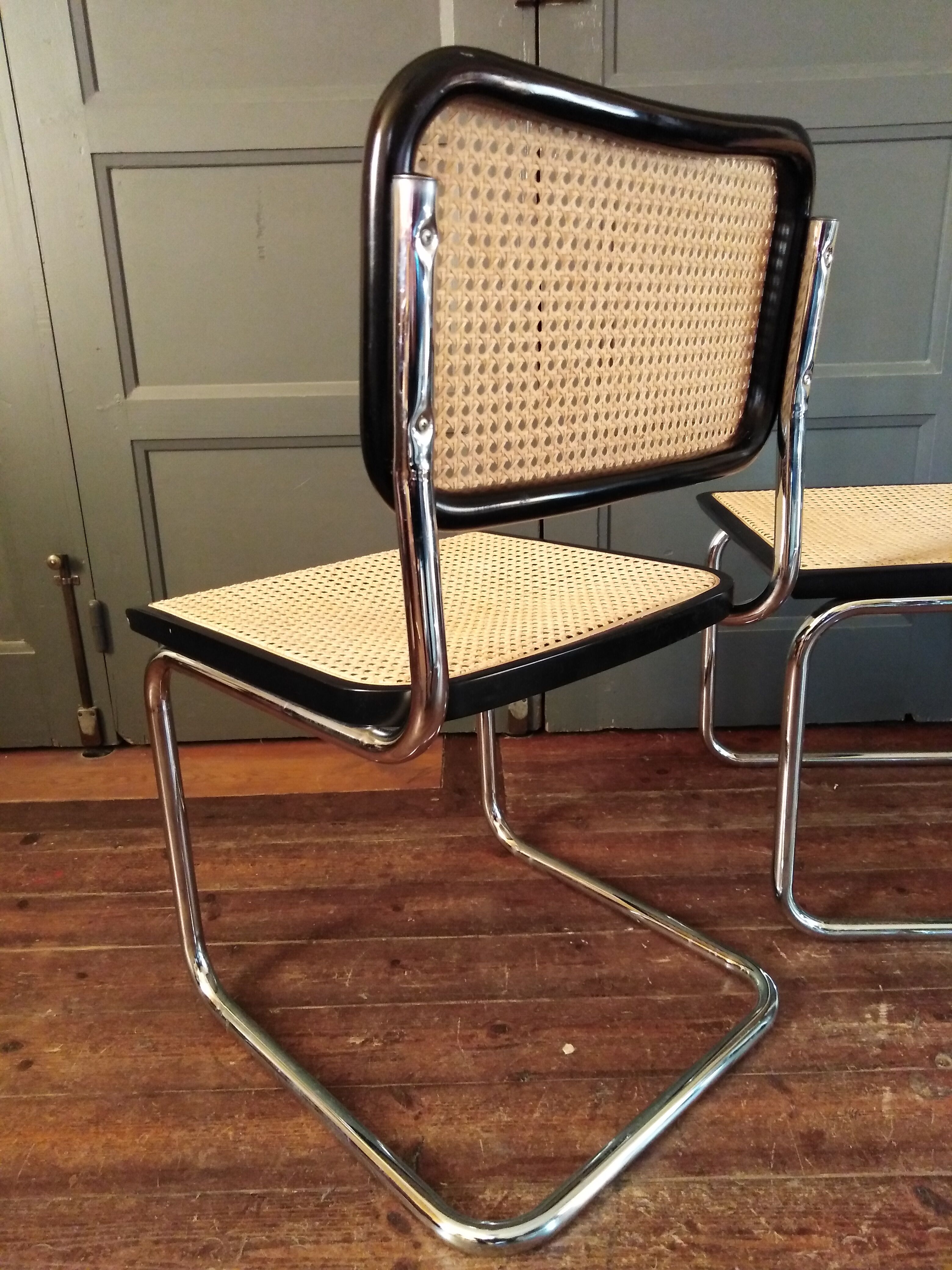 2 chairs Marcel Breuer B32 Cesca 1970