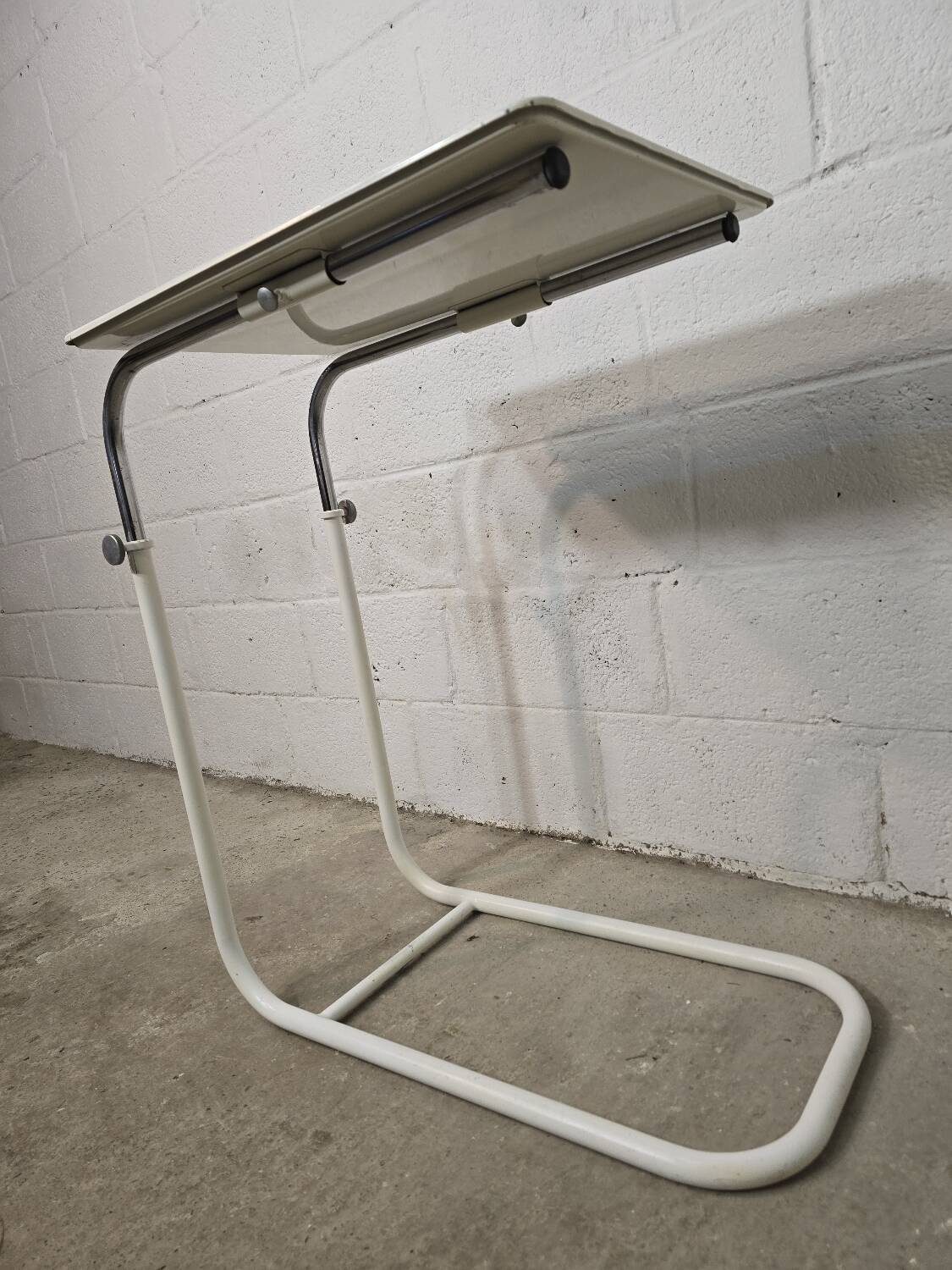 1970s adjustable side table in white lacquered metal