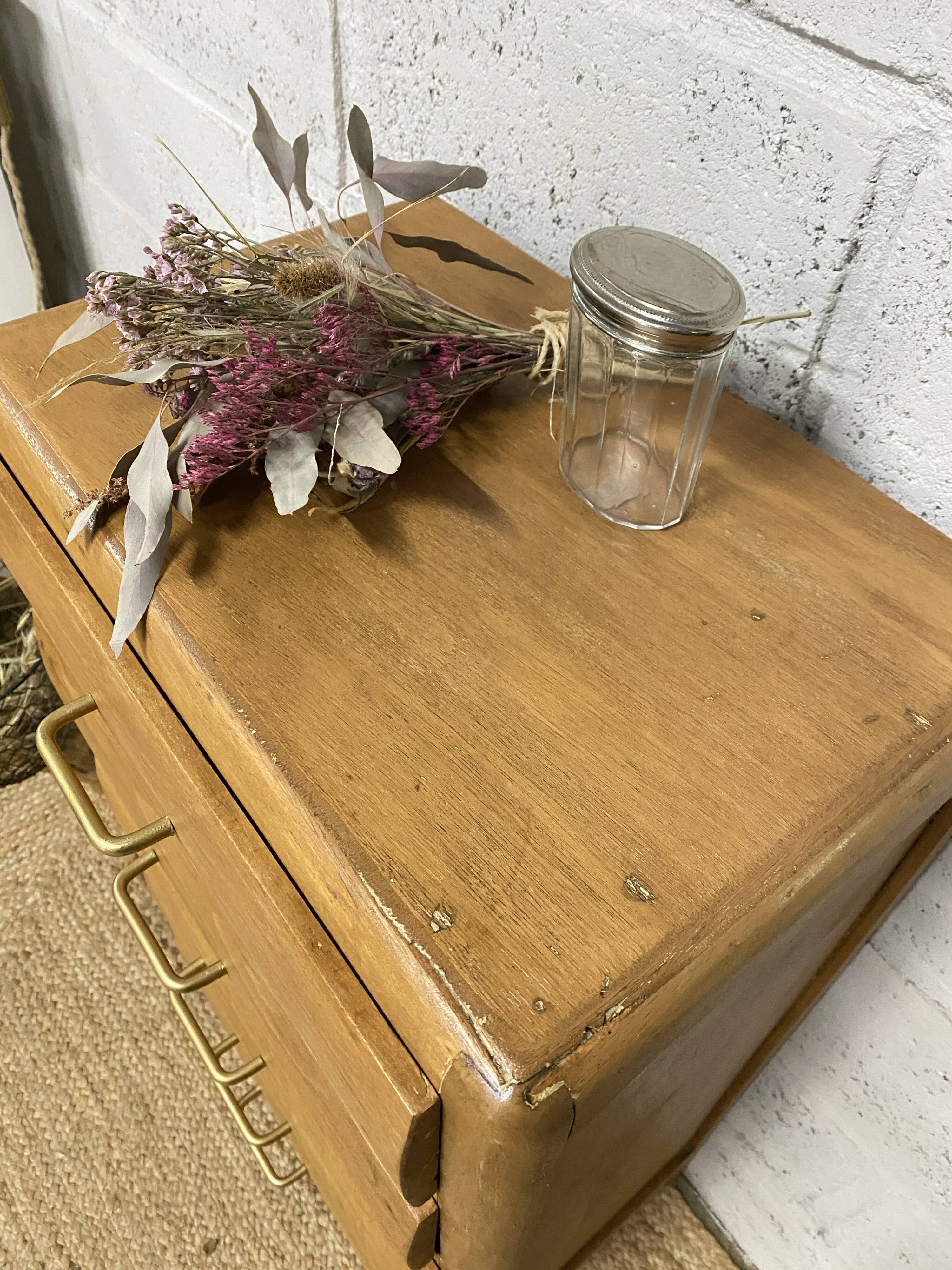 vintage chest of drawers