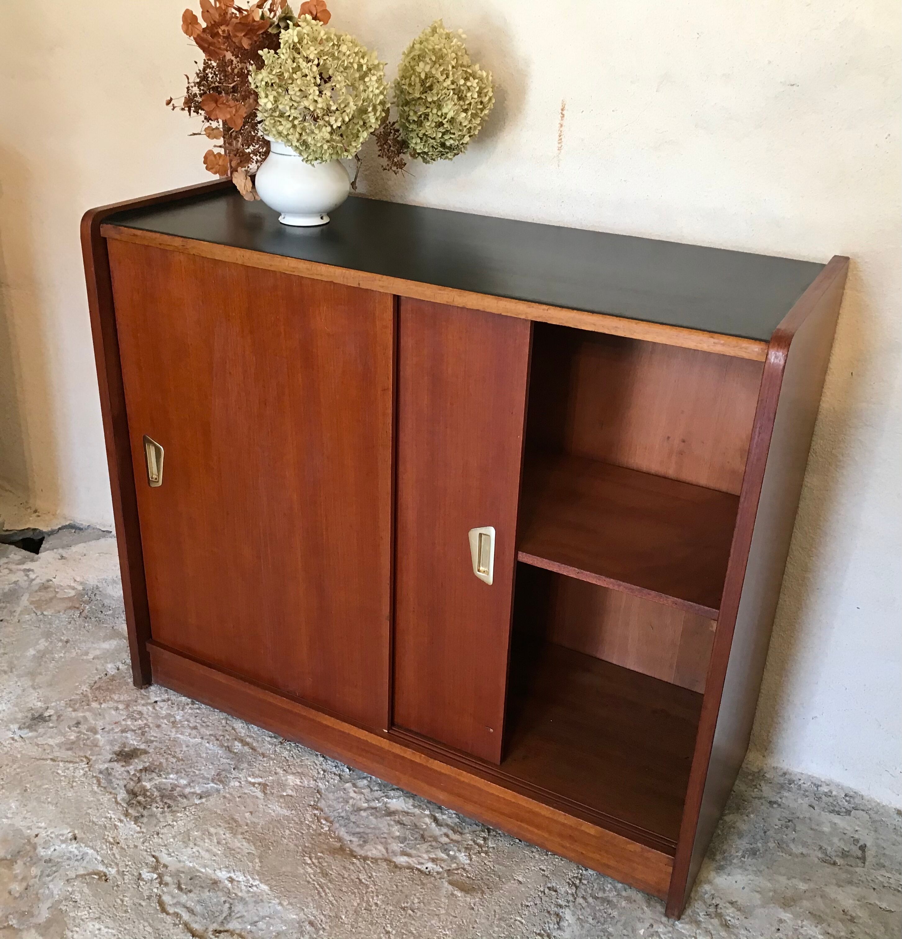 Meuble de rangement  vintage portes coulissantes