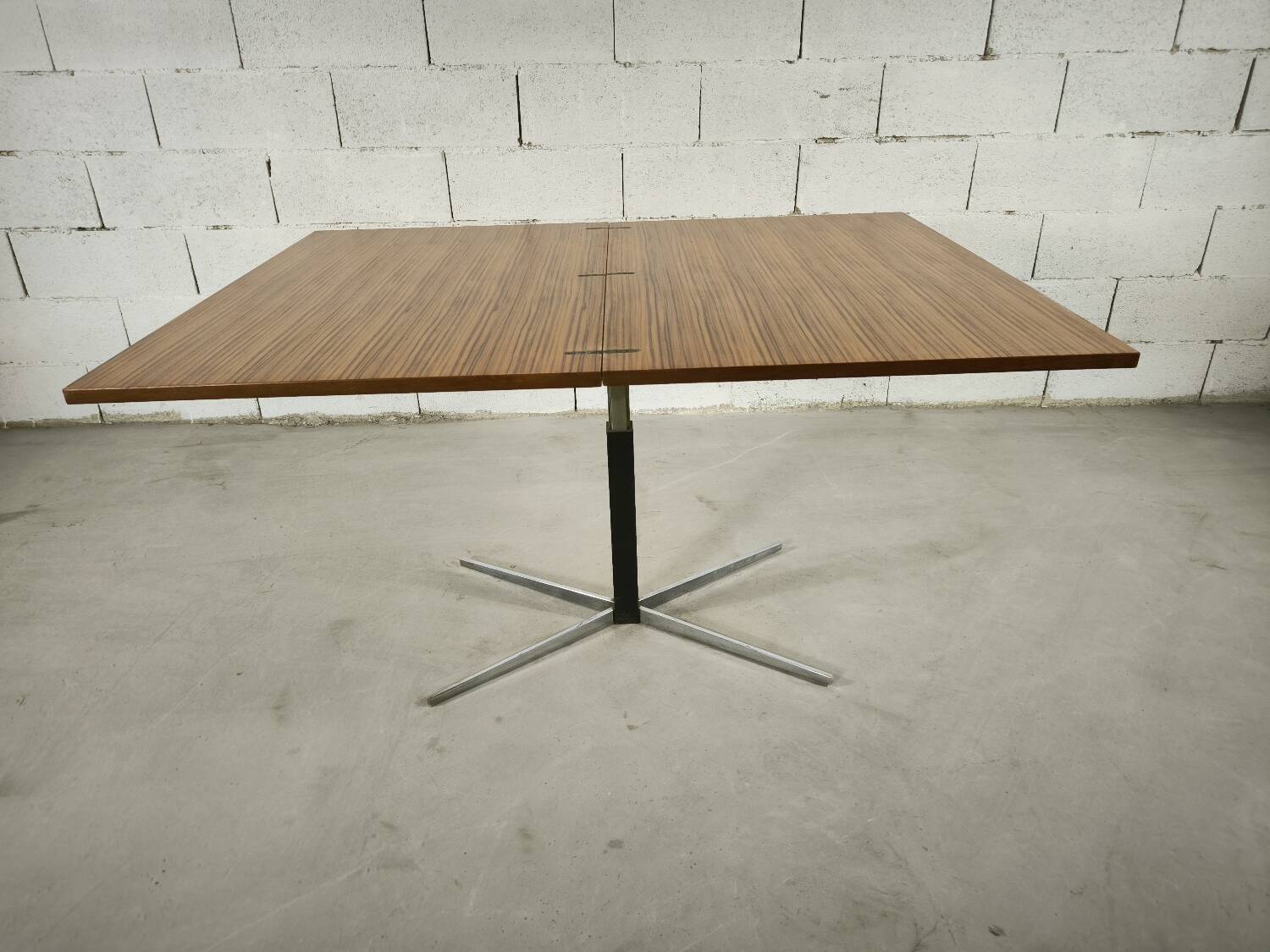 Dining room table JM Thomas Wilhelm Renz