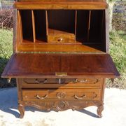 Commode, secrétaire, bibliothèque: meuble 3 en 1