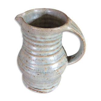 Sandstone pitcher