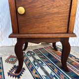 Vintage bedside table in solid wood – curved legs