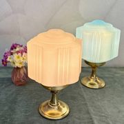 Lampe art déco années 30 avec globe en opaline fleur rose