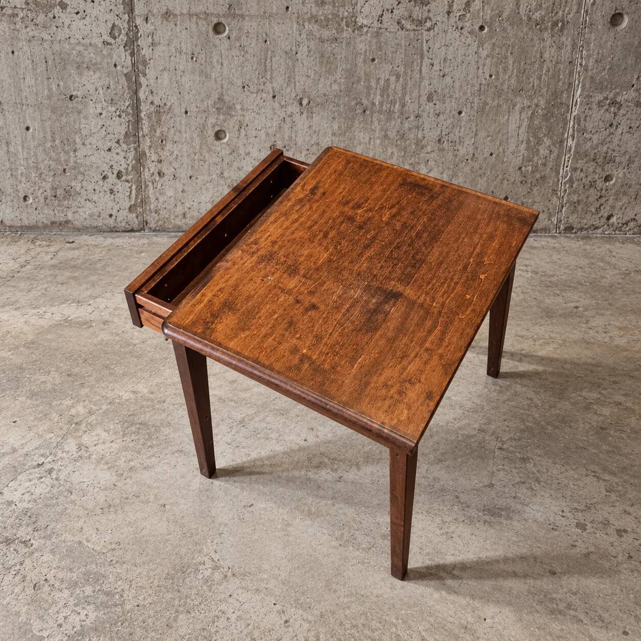 2 x matching night stand / side table / 1980s