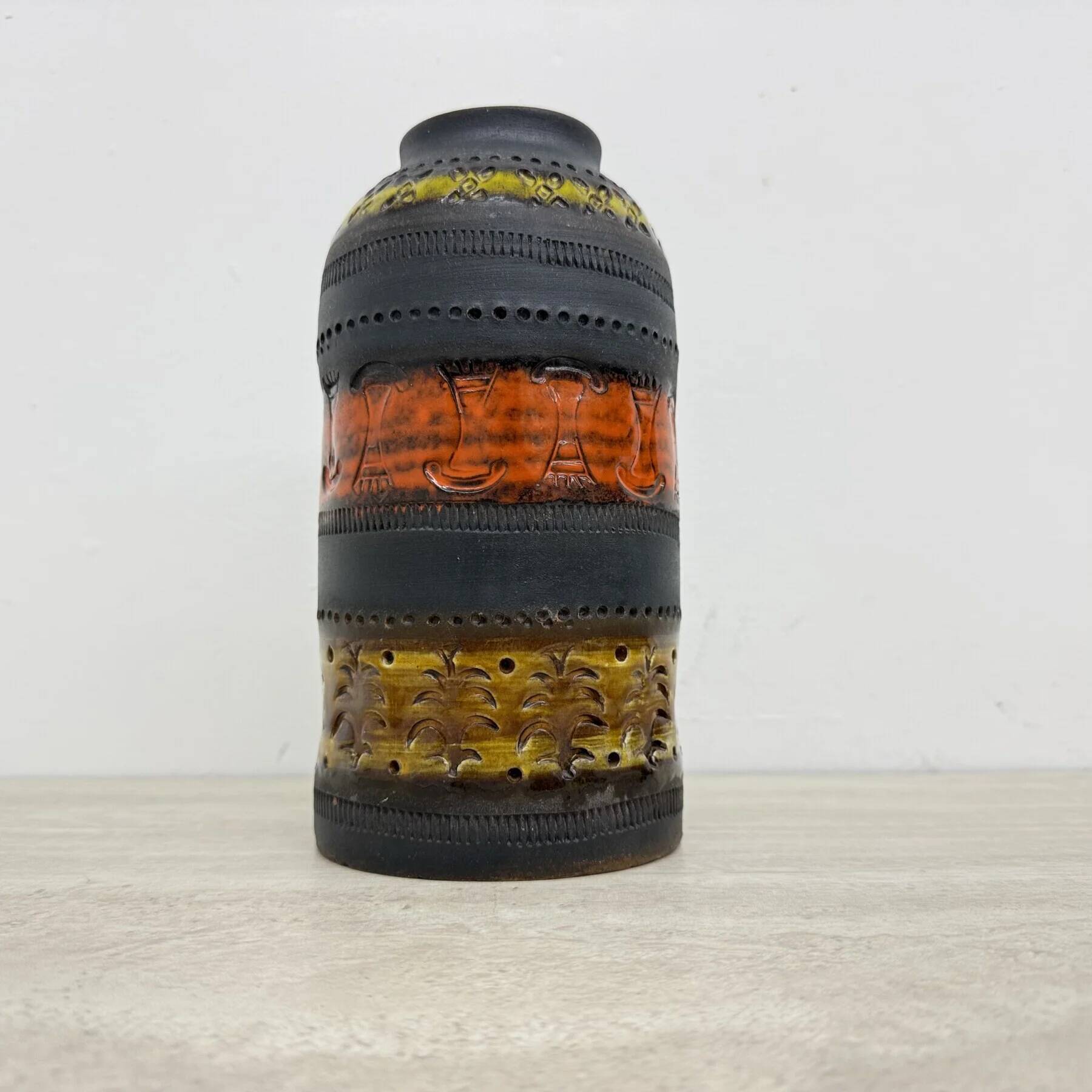 Mid-century Bitossi Genovese Aldo Londi vase Italy, 1970s
