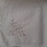 Set of 12 linen bis towels with flower embroidery