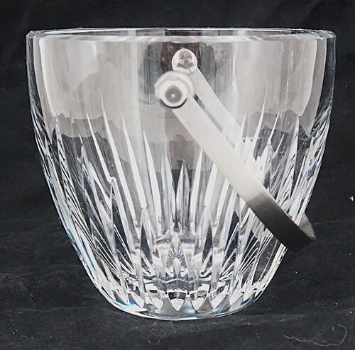 Baccarat Massena model, ice bucket, ice cubes, crystal, signed, excellent condition.