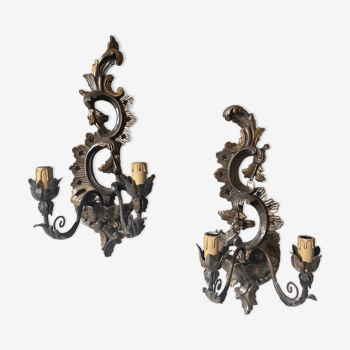 Pair of carved wooden wall lamp