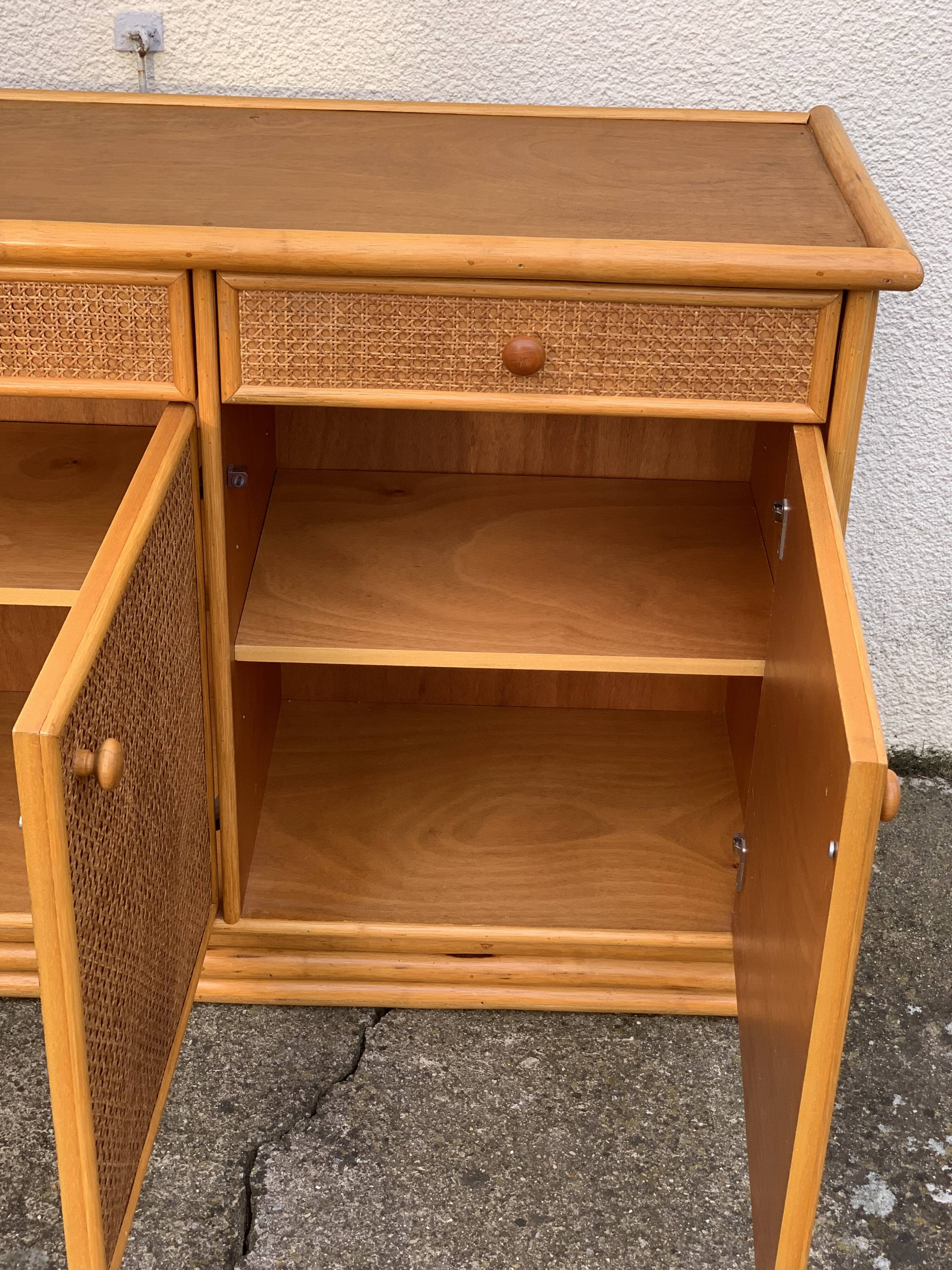 Vintage buffet in bamboo and cannage 1970