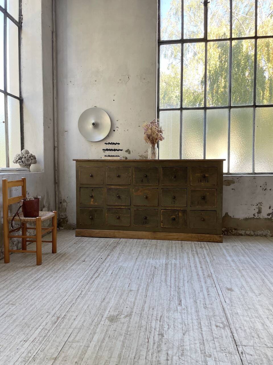 Green patina workshop furniture