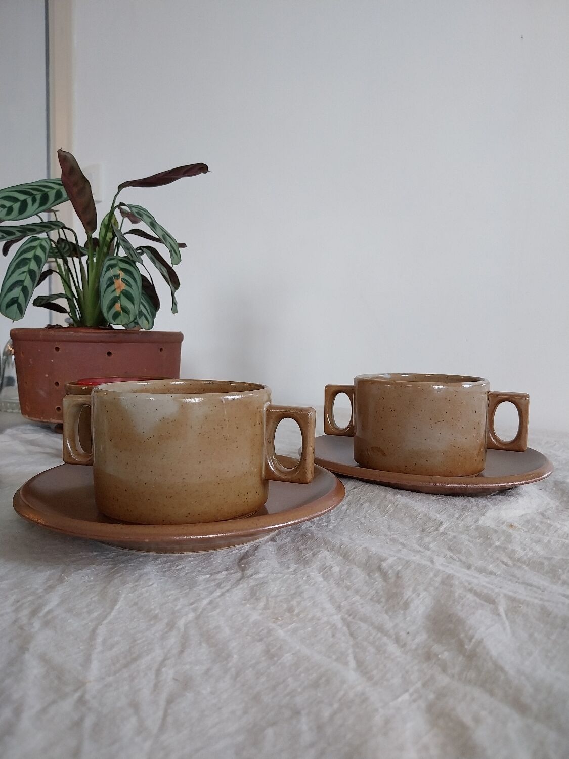 Brenne sandstone cups