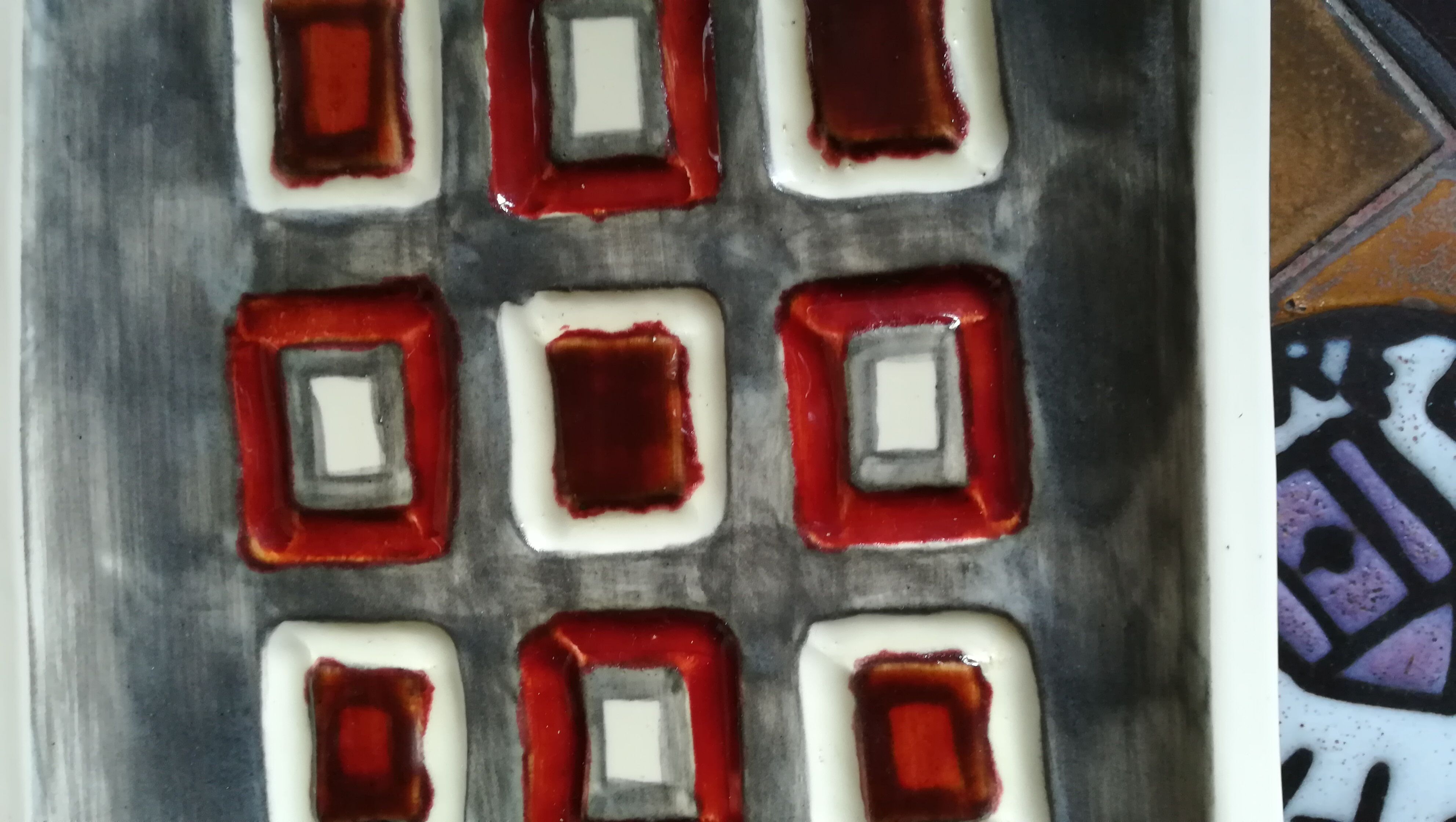 Empty ceramic pocket, circa 1950, signed.