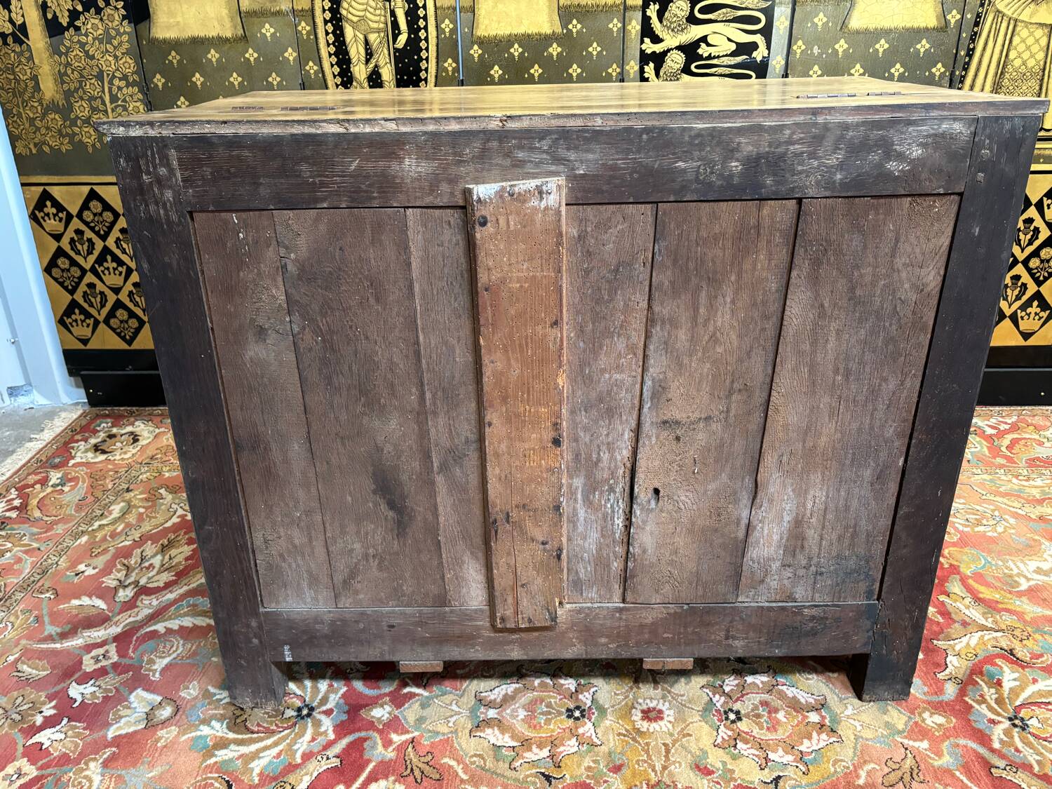 Oak wood chest