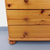 Vintage pine chest of drawers from the 70s