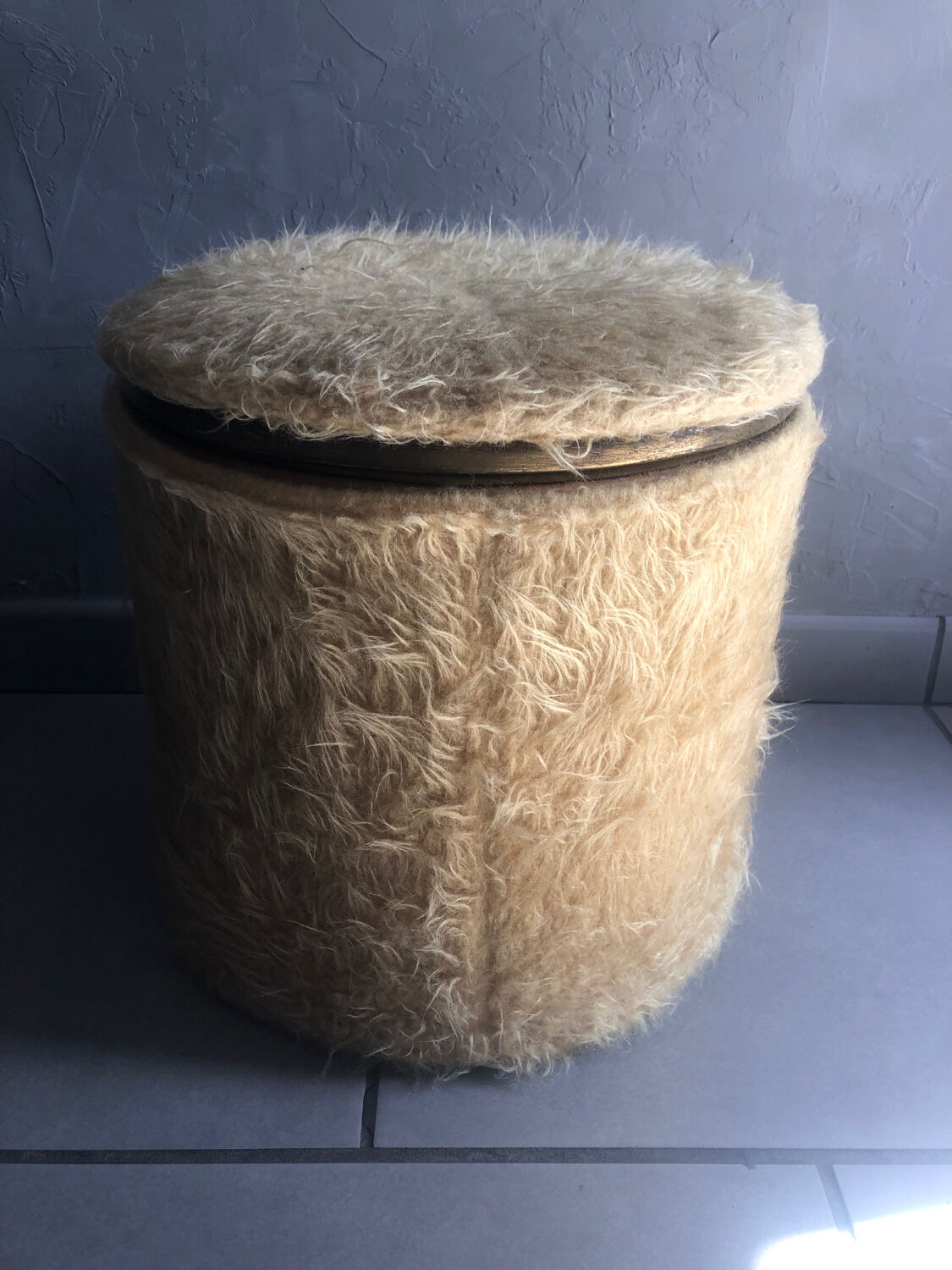 Pouf moumoute vintage