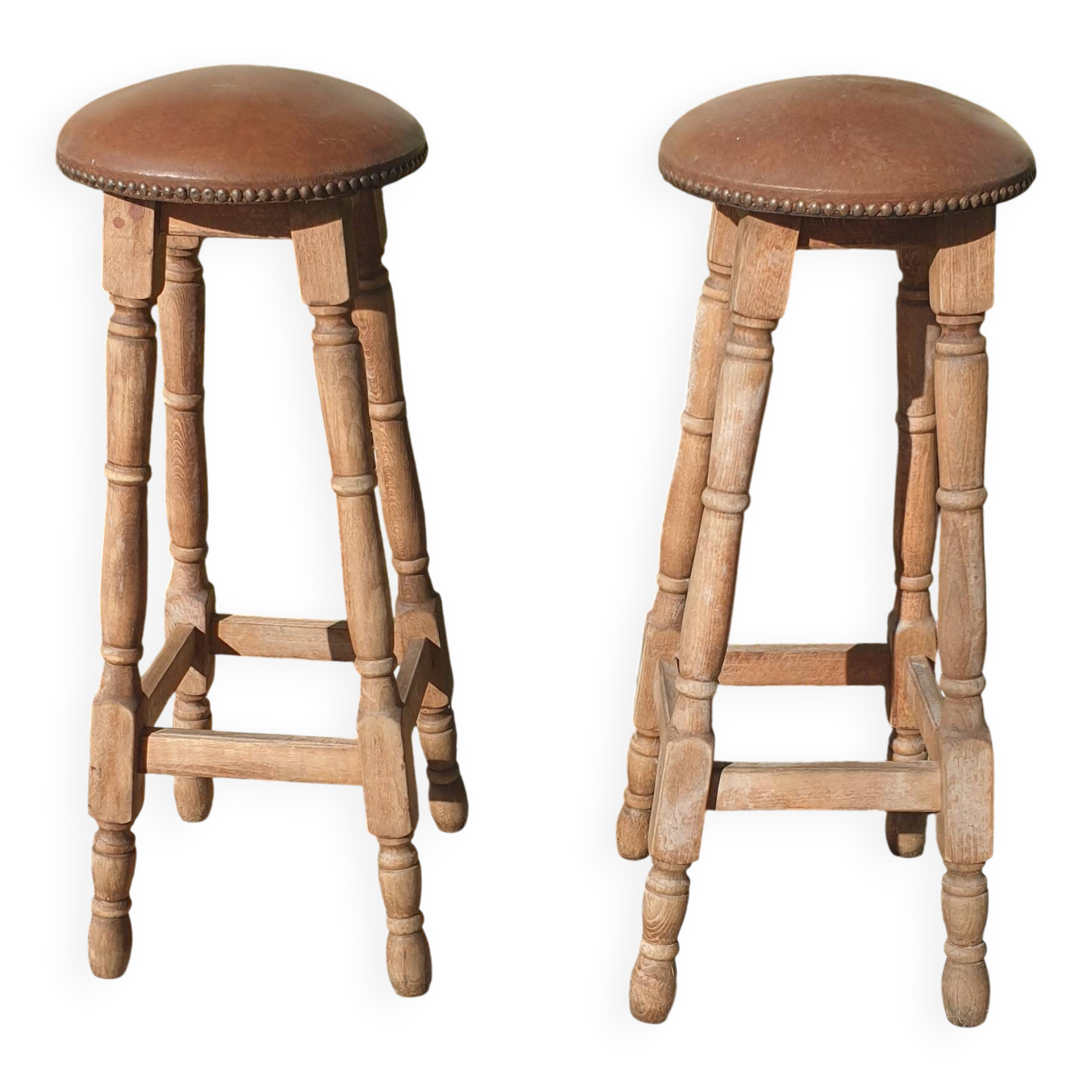 Paire de tabourets de bar, bois et simili cuir