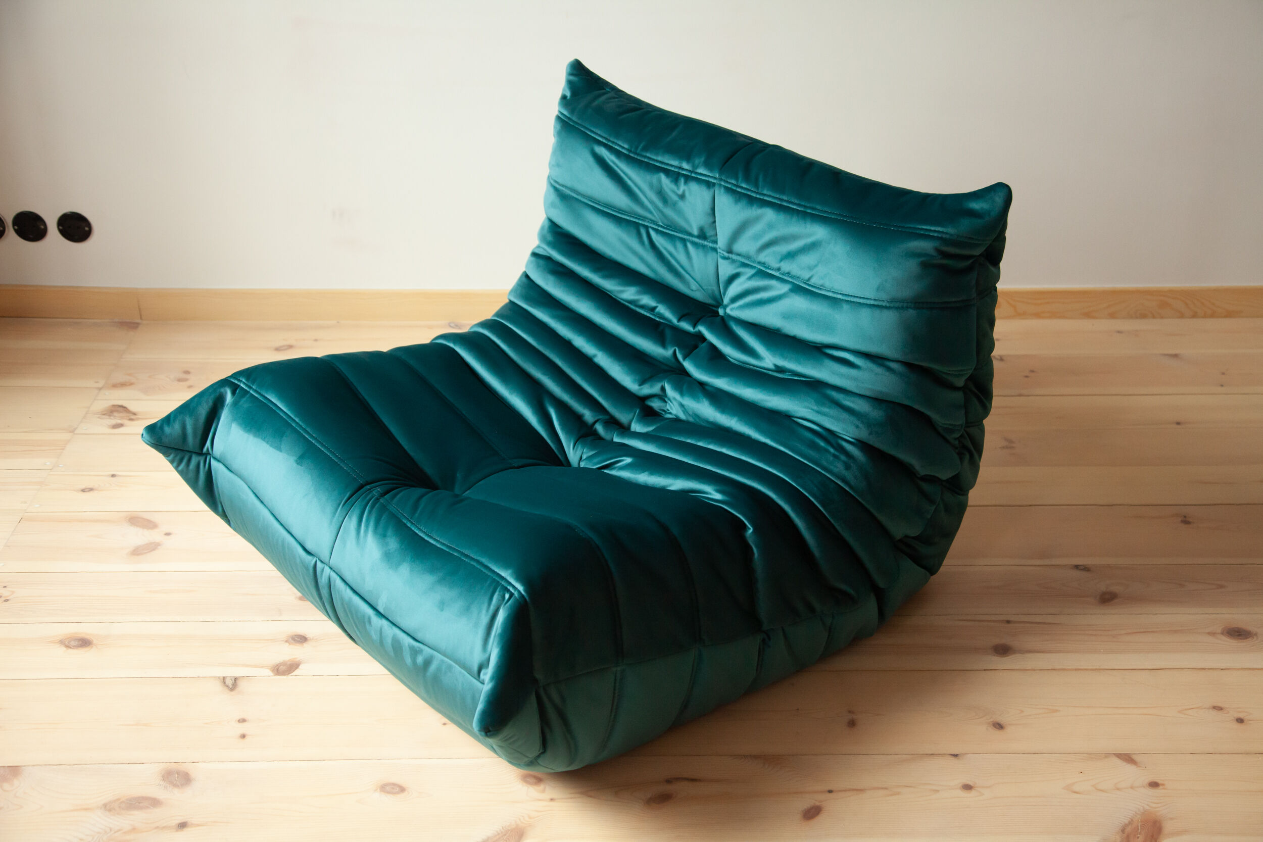 Togo armchair model designed by Michel Ducaroy 1973